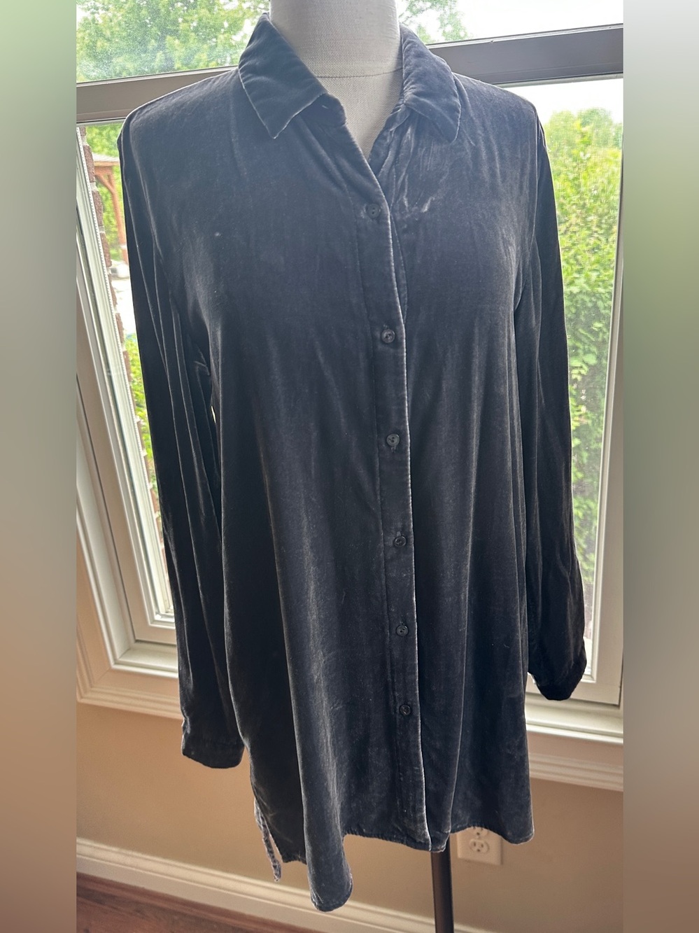 Eileen Fisher Crushed Velvet Tunic Collar Shirt, Size XS - Picture 4 of 9